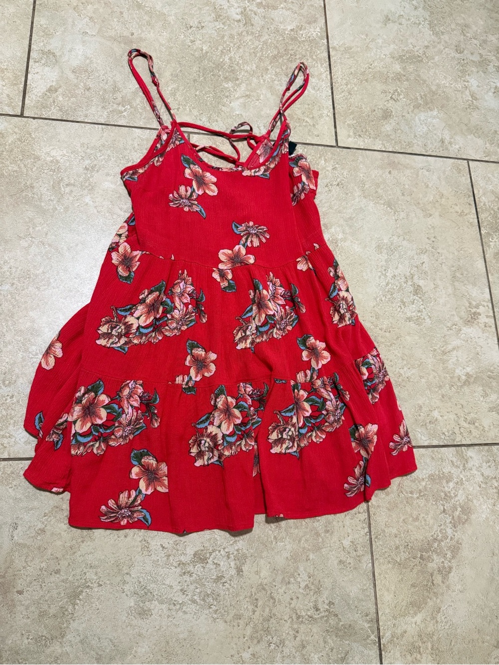 Women’s Red Floral Sundress - Strappy Tiered Dress